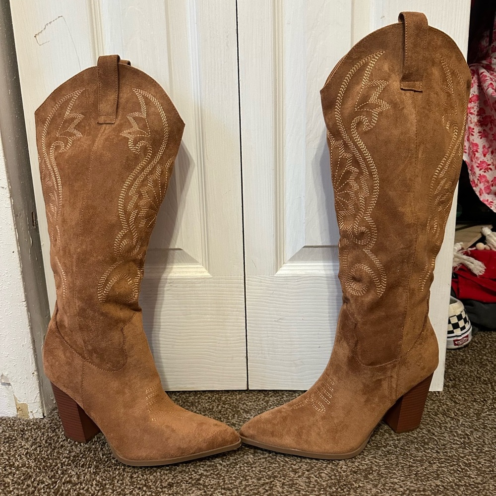Tan Suede Western-Style Women's Boots